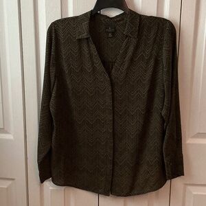 Worthington Women’s Long Sleeve Button Down Blouse